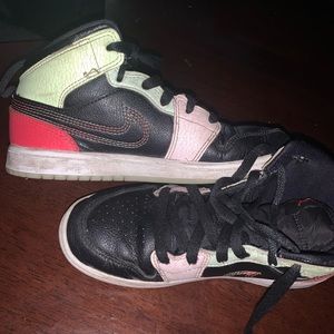 Jordan 1 glow in the dark